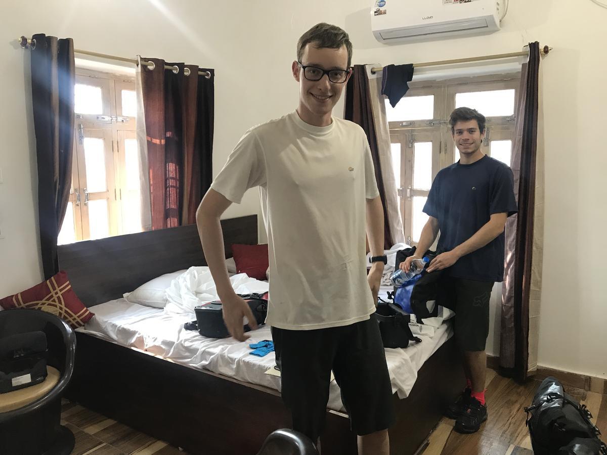 Lummj Guest House Motihari Экстерьер фото